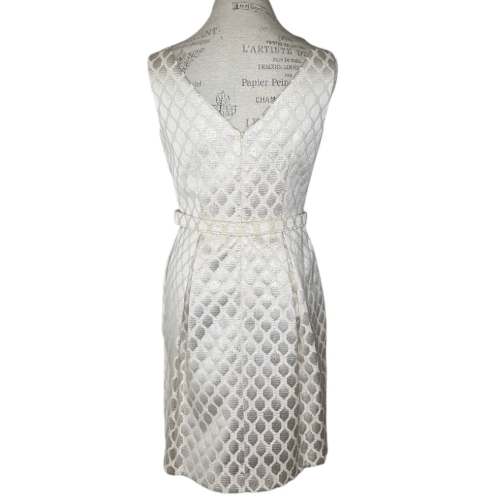Eliza J Gold Metallic On Cream V Back Holiday Special Occasion Dress Size 8 - Picture 3 of 10